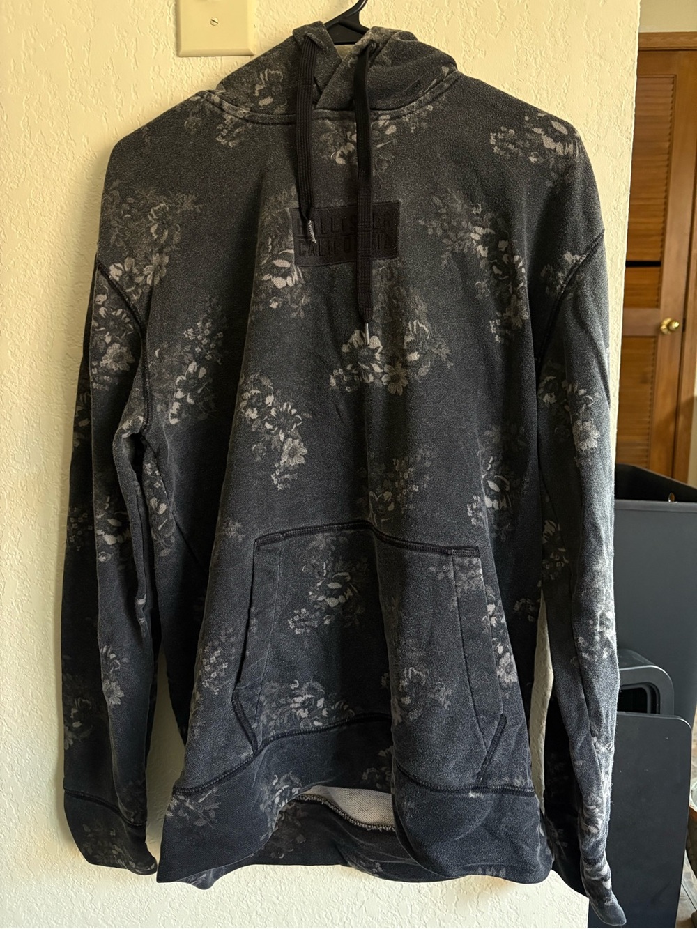 Hollister Black Hoodie with Light Gray Lining